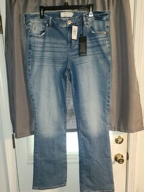 NWT Torrid Light Blue Boot Cut Jeans
